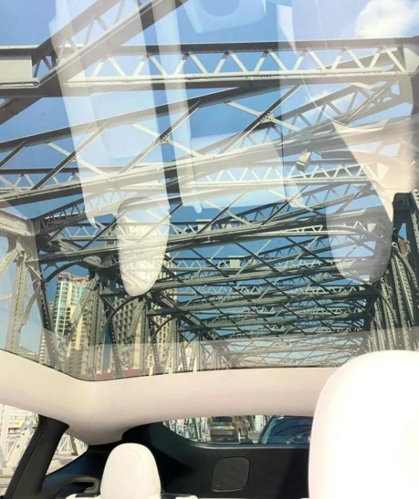 银泰融通 40°C成了照妖镜，盘点新能源车“反人类”的六大设计
